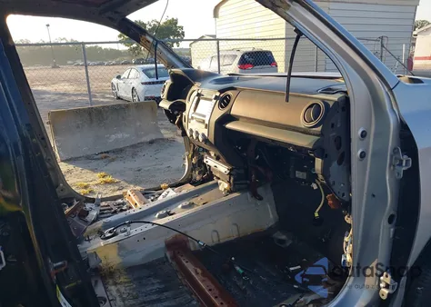 2016 Toyota Tundra Sr 4.6L V8/Sr5 4.6L V8 из США, поврежденный, VIN 5TFRM5F1XGX105834